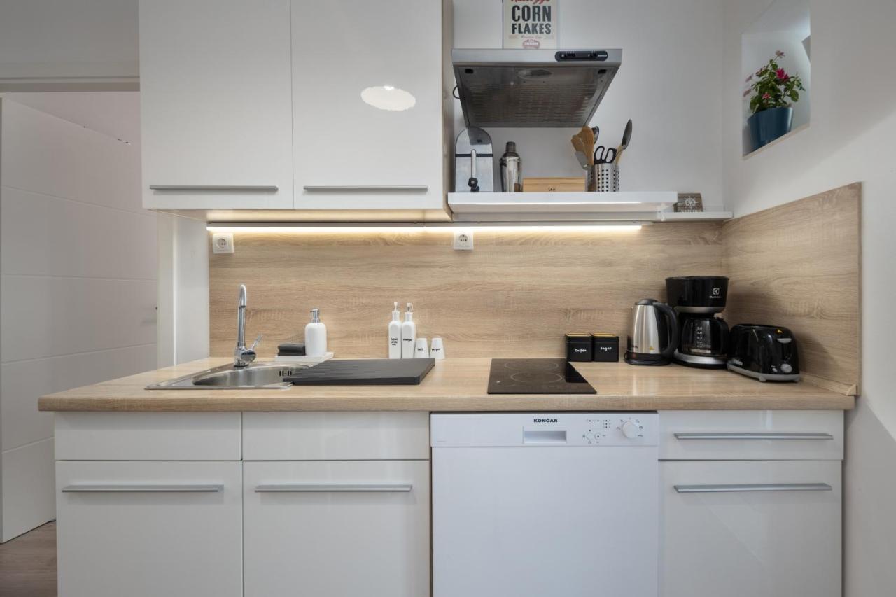 Naval Apartment Rijeka Eksteriør billede