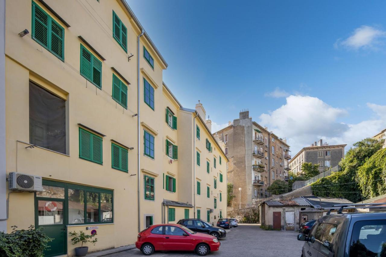 Naval Apartment Rijeka Eksteriør billede