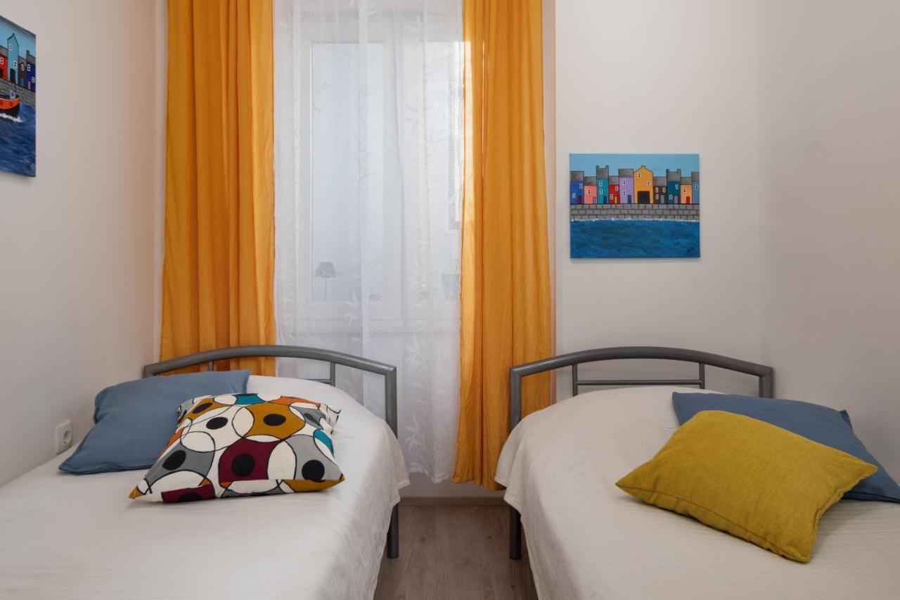 Naval Apartment Rijeka Eksteriør billede