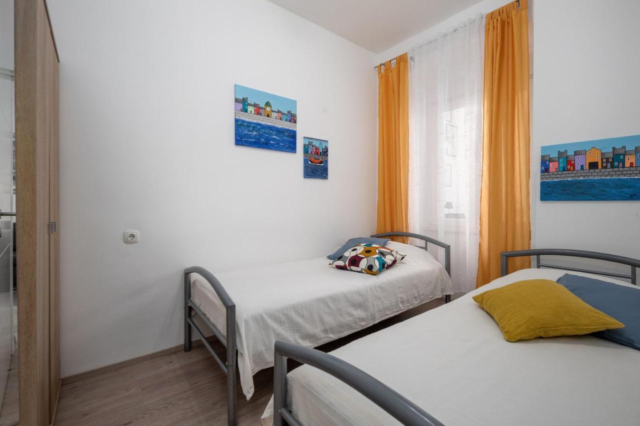 Naval Apartment Rijeka Eksteriør billede