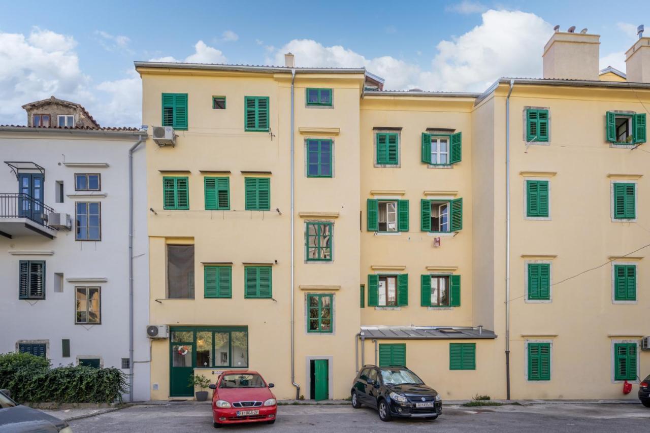 Naval Apartment Rijeka Eksteriør billede